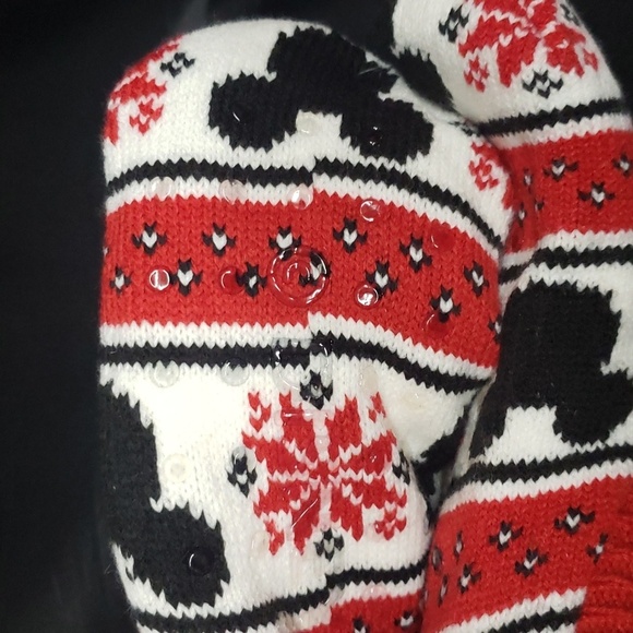 Disney NWT Mickey Mouse Nordic Stretch Plush Slipper/Socks, 4-10 - Picture 4 of 6